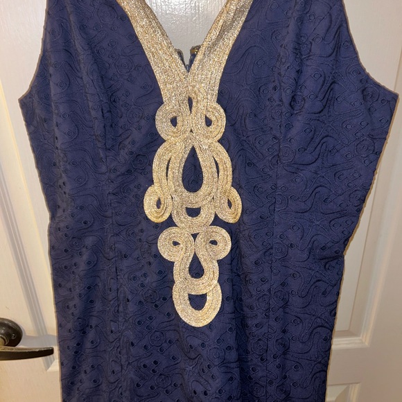 Lilly Pulitzer navy embroidered dress - Picture 3 of 4